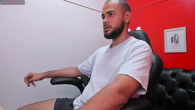 Snapshot of Marcus_Soler chatting on 22, 11, 2025 Marcus Soler online show from 22, 11, 2025