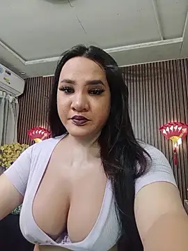 Snapshot of Hotcum_ella chatting on 23, 10, 2025 Hotcum ella online show from 23, 10, 2025