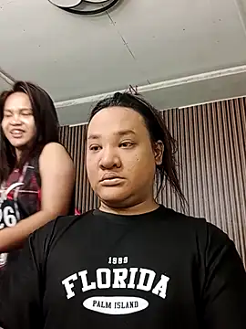 Snapshot of Hotcum_ella chatting on 27, 10, 2025 Hotcum ella online show from 27, 10, 2025