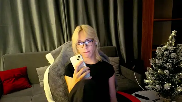 okerriella online show from 9, 1, 2026