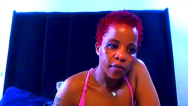 Stacy Dashh online show from 8, 11, 2025