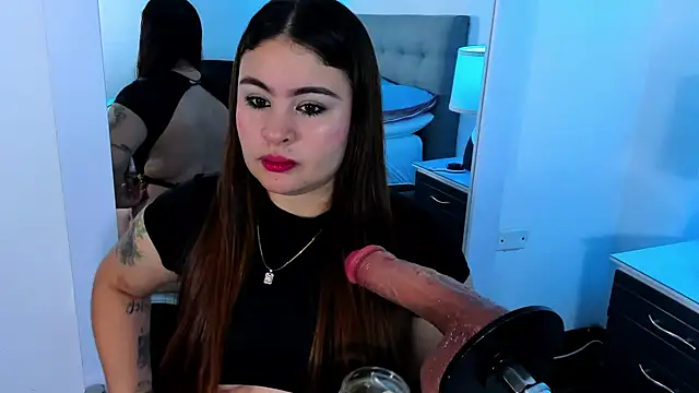 AdeleJhones online show from 11, 11, 2025