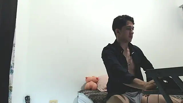 Snapshot of Penelope77 chatting on 11, 9, 2025 Penelope77 online show from 11, 9, 2025