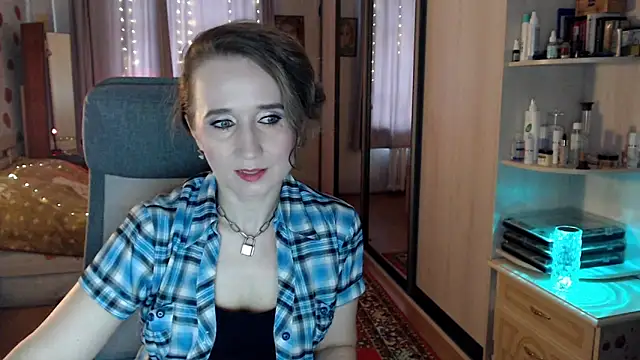 Snapshot of ClassyInna chatting on 21, 10, 2025 ClassyInna online show from 21, 10, 2025