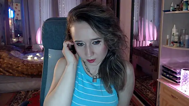 Snapshot of ClassyInna chatting on 10, 11, 2025 ClassyInna online show from 10, 11, 2025