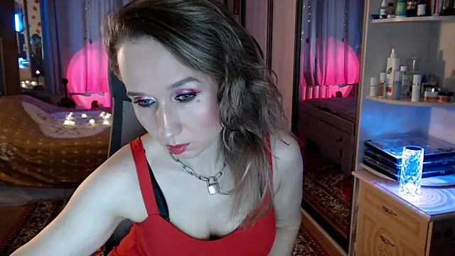 Snapshot of ClassyInna chatting on 12, 11, 2025 ClassyInna online show from 12, 11, 2025