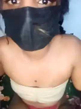 kissy doll online show from 16, 10, 2025