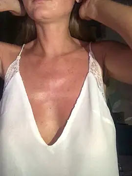 Elvee1 online show from 9, 9, 2025