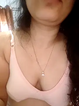 Snapshot of CUTE-PX chatting on 2, 3, 2026 CUTE-PX online show from 2, 3, 2026