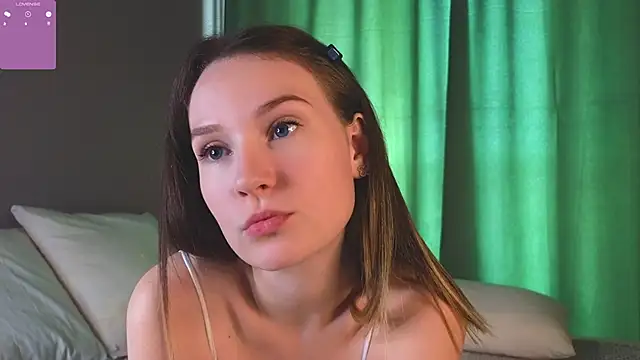 QueenieHathaway online show from 20, 9, 2025
