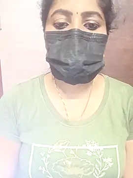 Snapshot of vasundhara26 chatting on 18, 9, 2025 vasundhara26 online show from 18, 9, 2025