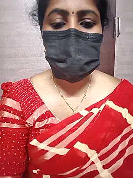 Snapshot of vasundhara26 chatting on 26, 10, 2025 vasundhara26 online show from 26, 10, 2025