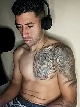 Alexsexygamer online show from 8, 11, 2025