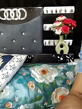 Suhana Darling online show from 6, 4, 2026