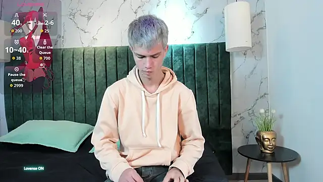 Snapshot of nicktorn chatting on 15, 10, 2025 nicktorn online show from 15, 10, 2025