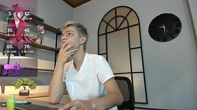 Snapshot of nicktorn chatting on 22, 10, 2025 nicktorn online show from 22, 10, 2025