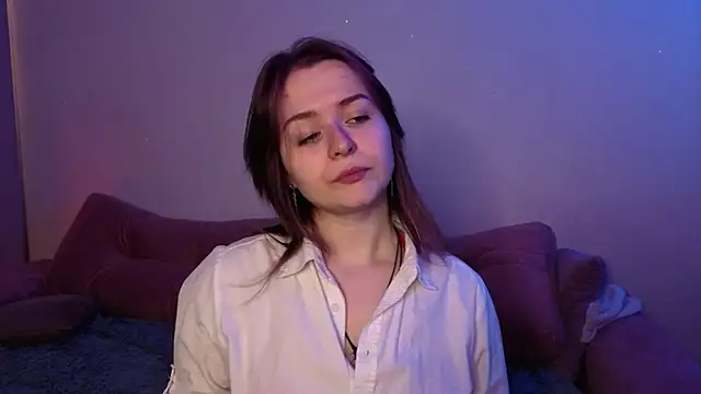 Snapshot of MeghanEdge chatting on 3, 10, 2025 MeghanEdge online show from 3, 10, 2025