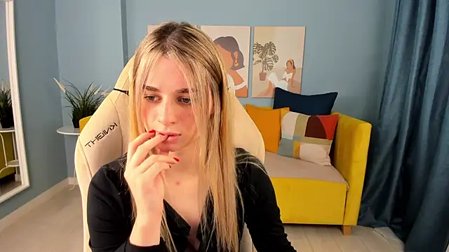 SweetyLicky online show from 21, 10, 2025