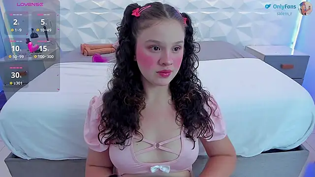 Snapshot of salem_cute chatting on 25, 11, 2025 salem cute online show from 25, 11, 2025