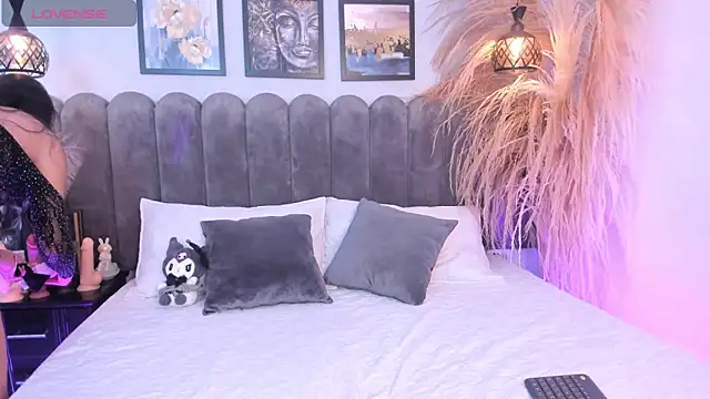 Viollet xoxo online show from 22, 3, 2026