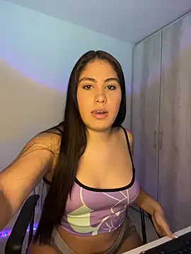 Snapshot of OriannaLuna chatting on 27, 9, 2025 OriannaLuna online show from 27, 9, 2025