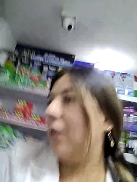 Sophie del Castillo online show from 8, 10, 2025