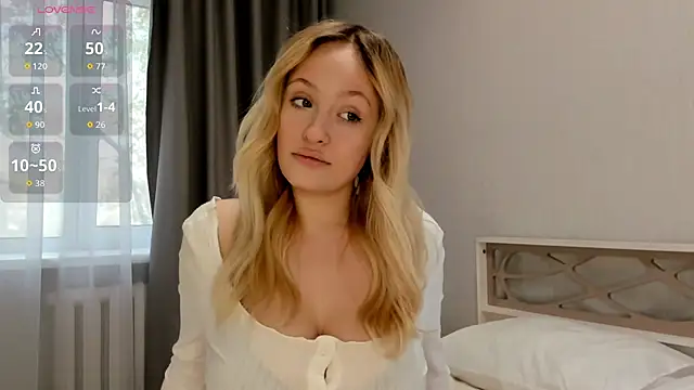 Julliakoill online show from 9, 10, 2025