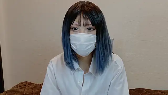 sarina at online show from 25, 11, 2025