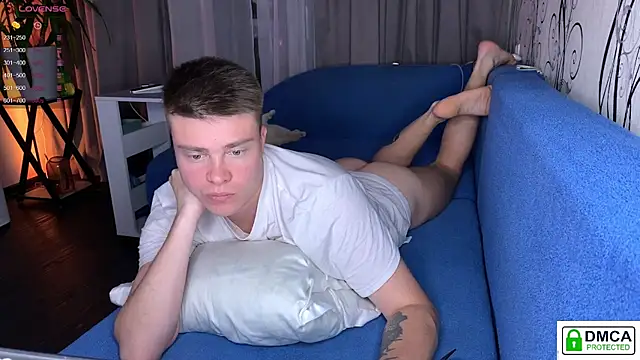 Snapshot of holy_eggs_02 chatting on 20, 9, 2025 holy eggs 02 online show from 20, 9, 2025