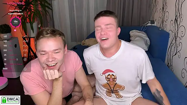 Snapshot of holy_eggs_02 chatting on 3, 10, 2025 holy eggs 02 online show from 3, 10, 2025