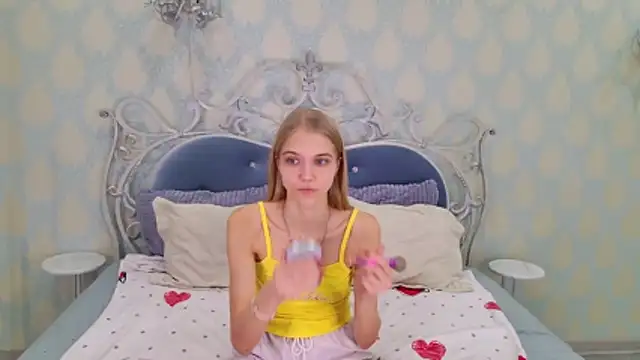 Snapshot of 4example_Chloe chatting on 21, 11, 2025 4example Chloe online show from 21, 11, 2025