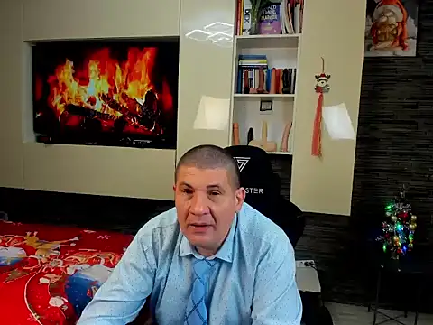 SpartacusDaddy48 online show from 11, 1, 2026