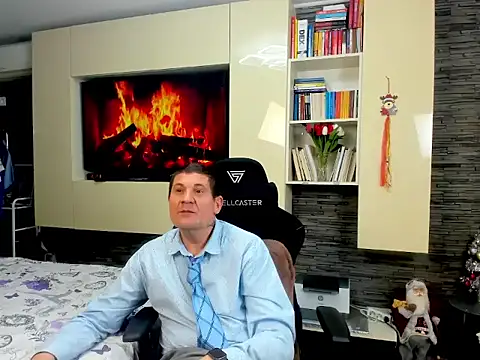 SpartacusDaddy48 online show from 8, 2, 2026