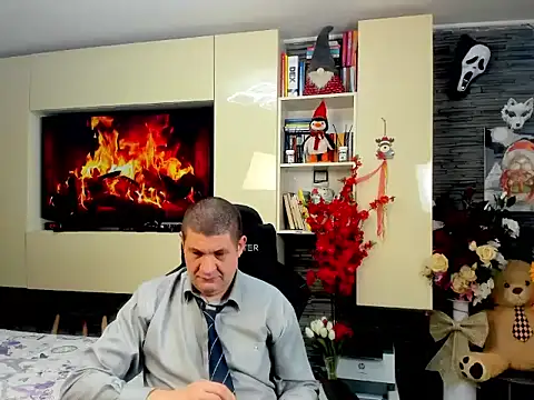 SpartacusDaddy48 online show from 4, 3, 2026