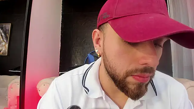 Snapshot of Maximo_Wolff chatting on 16, 10, 2025 Maximo Wolff online show from 16, 10, 2025