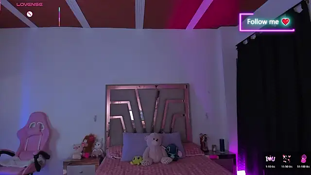 lunaarose online show from 27, 2, 2026