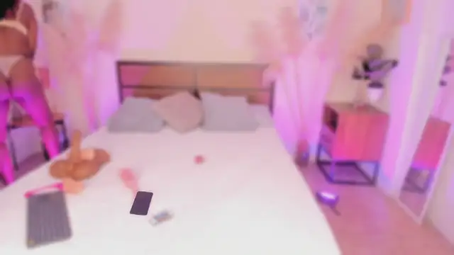 Snapshot of EmaaaBrown_ chatting on 20, 3, 2026 EmaaaBrown online show from 20, 3, 2026