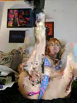 Lilith LeStrange666 online show from 20, 11, 2025