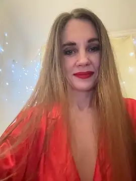 LucieMack online show from 3, 12, 2025