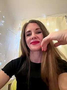 LucieMack online show from 14, 12, 2025