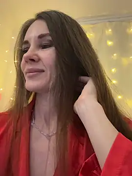 LucieMack online show from 19, 2, 2026