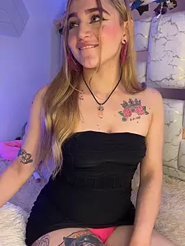 Snapshot of Sara_Sophia420 chatting on 19, 10, 2025 Sara Sophia420 online show from 19, 10, 2025