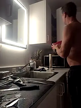 ironleg69 online show from 17, 10, 2025