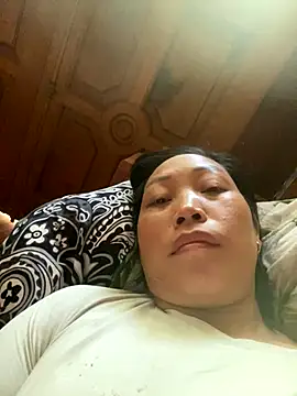 Snapshot of Lai005 chatting on 29, 10, 2025 Lai005 online show from 29, 10, 2025