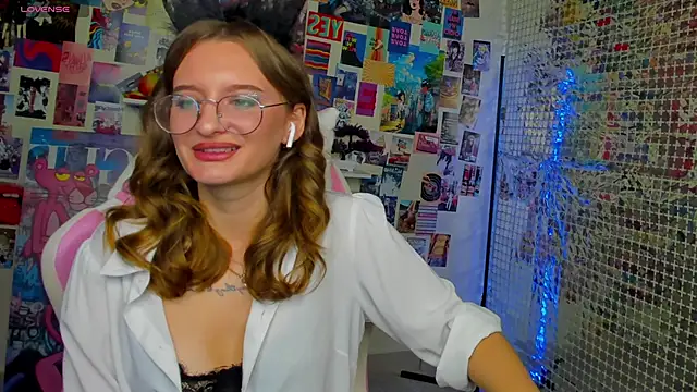 Maryyy May online show from 30, 9, 2025