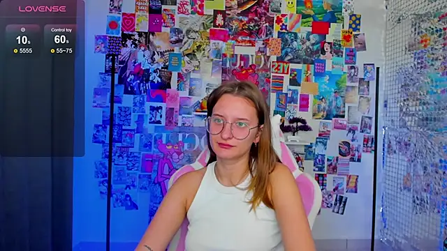Maryyy May online show from 7, 10, 2025