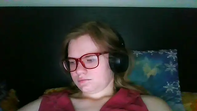 Moonolighta online show from 9, 10, 2025