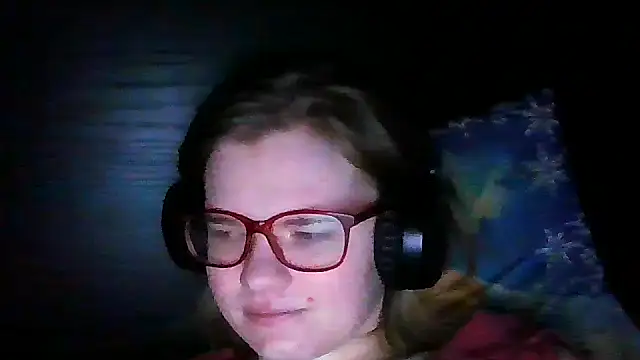 Moonolighta online show from 7, 11, 2025