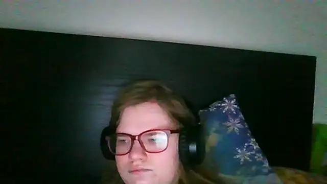 Snapshot of Moonolighta chatting on 10, 2, 2026 Moonolighta online show from 10, 2, 2026