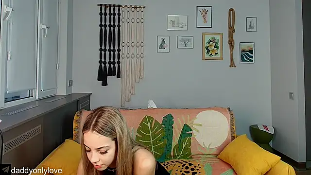 daddyonlyloveme online show from 10, 9, 2025